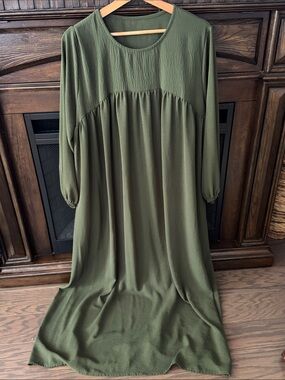 Long Sleeve Forest Green Maxi Dress